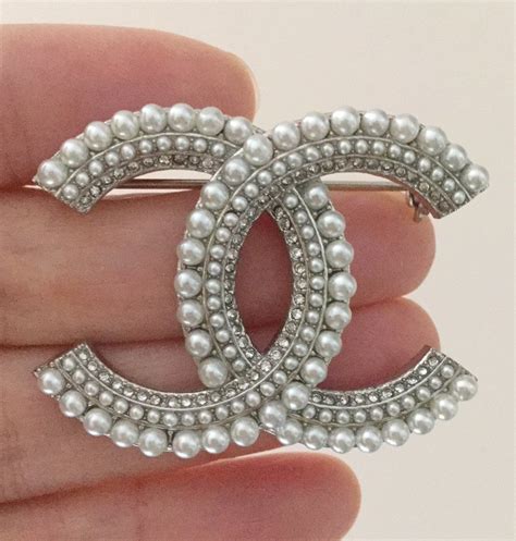 bijoux chanel 2018|chanel brooches jewelry.